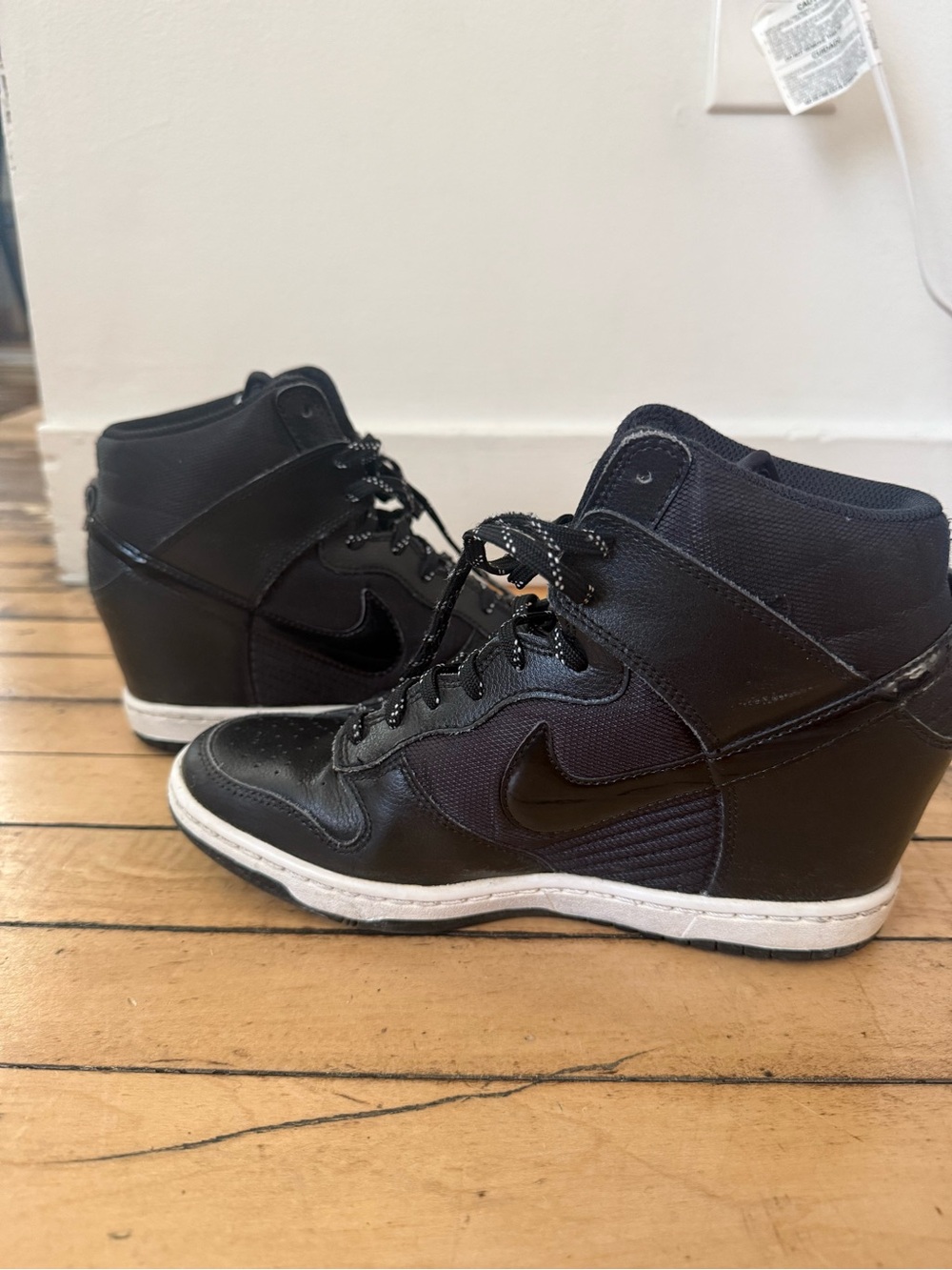 Nike Dunk Sky High Essential Shoes Women Size 8.5 Black Wedge Sneaker - Picture 6 of 6